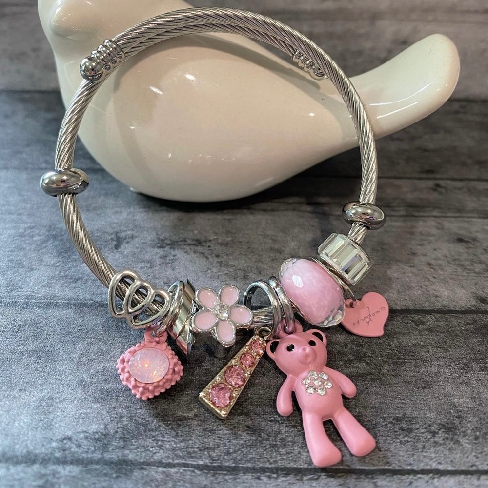 Lil Girls Charm bracelet